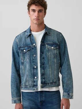 GAP Medium Wash Classic Blue Denim Jean Jacket size‎ Large NWT